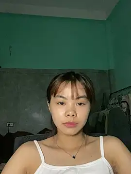 Snapshot of Cry_sexy chatting on 06-19-26, 04:29 Cry sexy online show from 06-19-26, 04:29