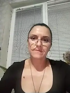 MillaMia45 online show from 05-14-26, 07:11