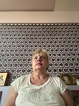 AnastasiaGrey777 online show from 06-18-26, 05:17