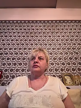 AnastasiaGrey777 online show from 06-14-26, 05:25