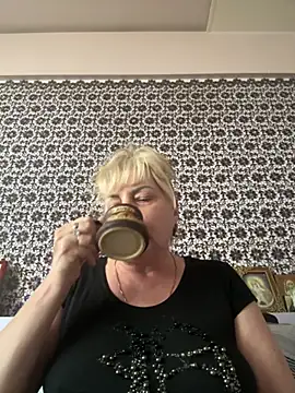 AnastasiaGrey777 online show from 08-10-26, 04:52
