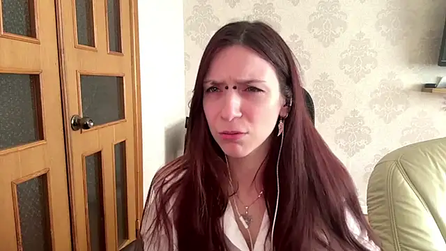 AlyshaCinar online show from 05-11-26, 07:21
