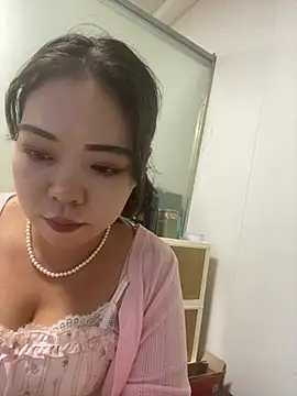 tutu13145 online show from 05-05-26, 02:53