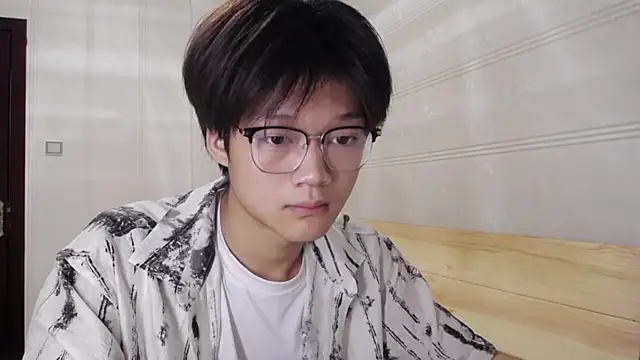 XJ-XIAOXIAO online show from 05-05-26, 08:23