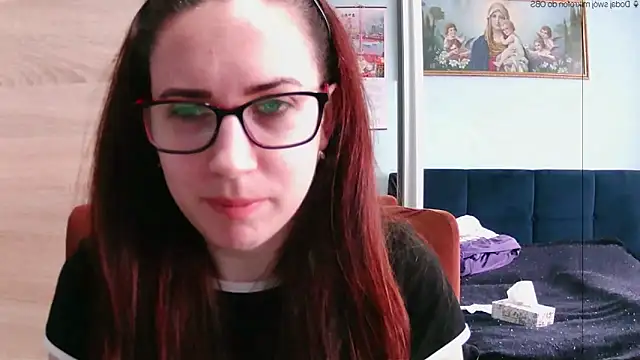 EmilyHotAngel online show from 05-11-26, 09:43