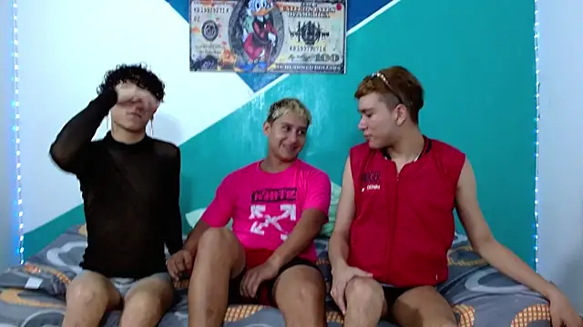 wild boys zs online show from 05-31-26, 05:57