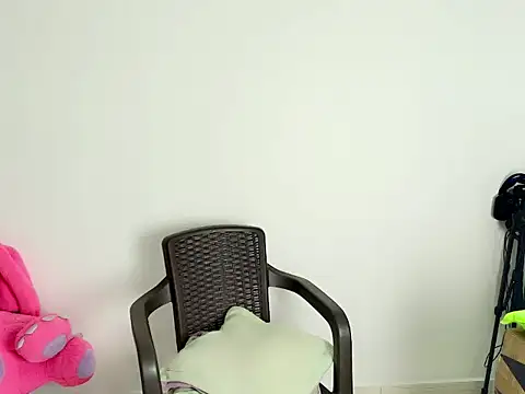 Sexy Dolls18 online show from 05-09-26, 01:20