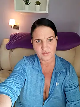 Velvet-Milf online show from 05-15-26, 08:34