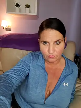 Velvet-Milf online show from 05-19-26, 08:32