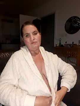 Velvet-Milf online show from 06-14-26, 07:15