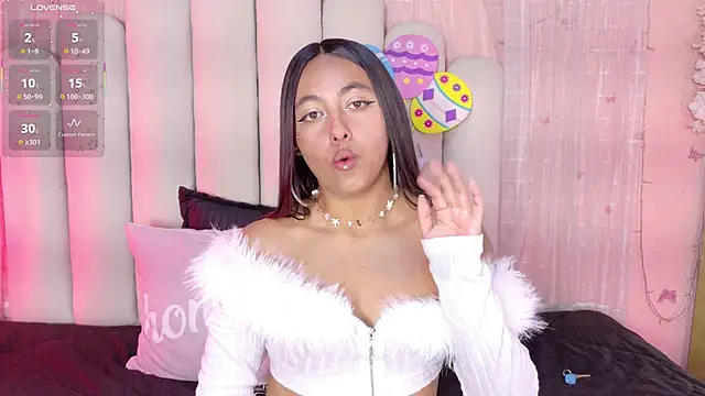 Hollyyqueen  online show from 07-01-26, 07:25