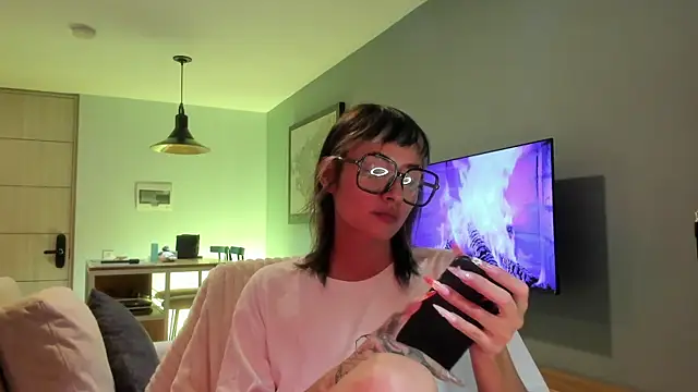 vandalovee  online show from 05-09-26, 02:37