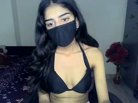Snapshot of SASSY__BABY_ chatting on 05-18-26, 05:23 SASSY BABY online show from 05-18-26, 05:23