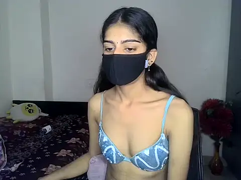 Snapshot of SASSY__BABY_ chatting on 05-29-26, 06:19 SASSY BABY online show from 05-29-26, 06:19