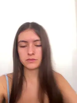Snapshot of serenaa_velvett chatting on 05-19-26, 07:10 serenaa velvett online show from 05-19-26, 07:10