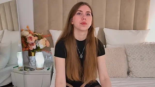 EvaAkiins online show from 05-28-26, 04:46