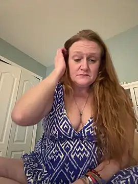 Kellilyn10 online show from 05-28-26, 02:19