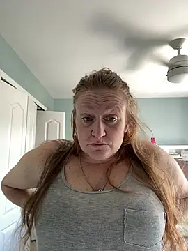 Kellilyn10 online show from 06-01-26, 03:33