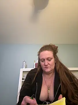 Kellilyn10 online show from 06-18-26, 02:32