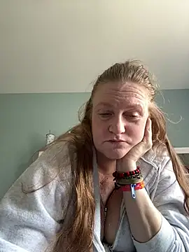 Kellilyn10 online show from 06-25-26, 05:51