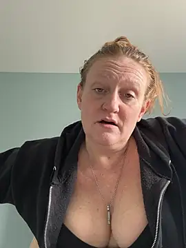 Kellilyn10 online show from 06-04-26, 07:29
