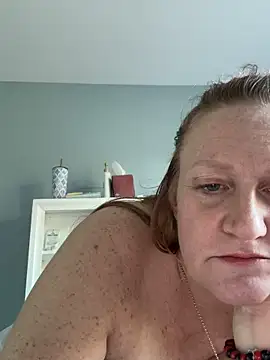 Kellilyn10 online show from 06-19-26, 12:16