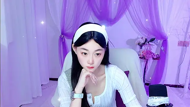 Tili Lucky online show from 07-08-26, 01:08