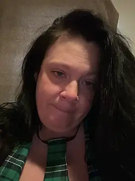 Snapshot of blueeyez1987 chatting on 05-24-26, 01:22 blueeyez1987 online show from 05-24-26, 01:22