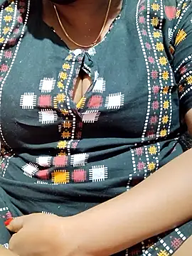 tamilkavitha123 online show from 05-21-26, 04:32