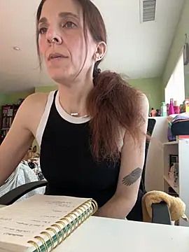 Raevyn online show from 05-19-26, 05:53