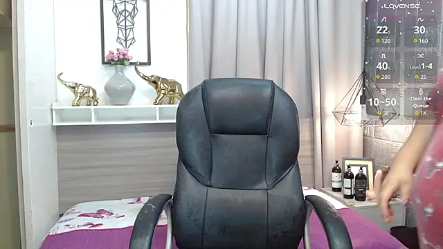 Princess Xoxo online show from 05-17-26, 12:21