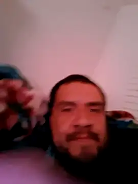Snapshot of Almircorral2211 chatting on 06-19-26, 07:47 Almircorral2211 online show from 06-19-26, 07:47