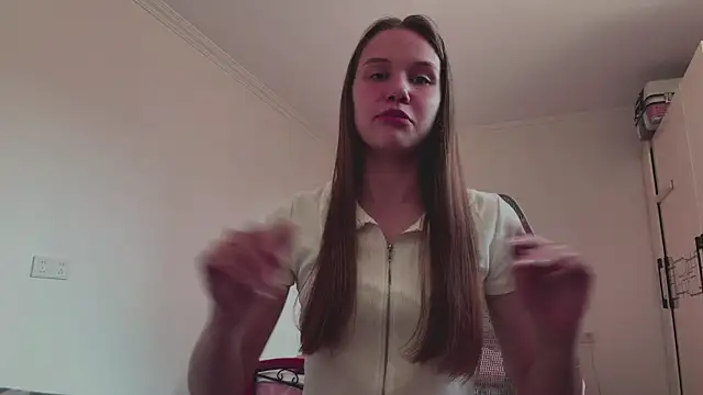 SuanneGetz online show from 05-12-26, 02:52