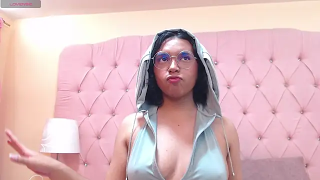 Emmaa Lexx online show from 06-02-26, 02:00