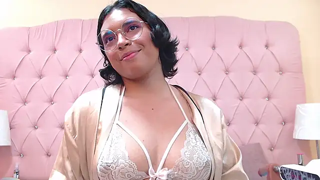 Emmaa Lexx online show from 05-11-26, 06:05