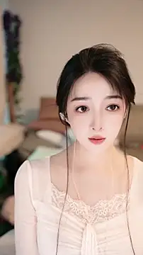 Snapshot of singer-wenwan chatting on 06-07-26, 10:31 singer-wenwan online show from 06-07-26, 10:31