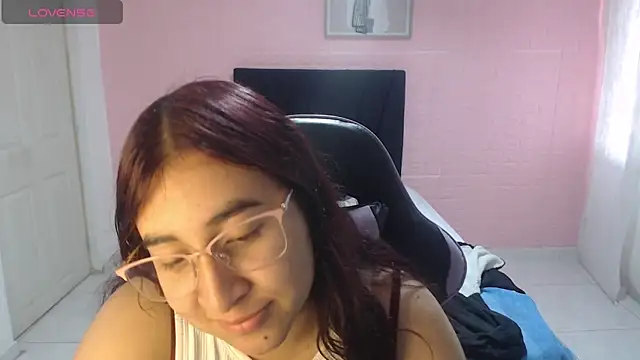 Snapshot of celeste16092020 chatting on 06-10-26, 01:34 celeste16092020 online show from 06-10-26, 01:34
