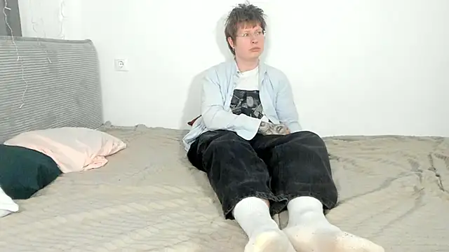 BinaryMuse online show from 05-08-26, 05:55