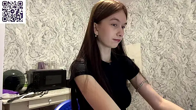 HinaDesire online show from 06-07-26, 08:14