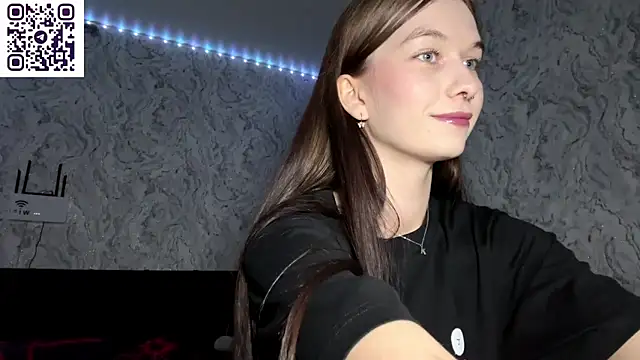 HinaDesire online show from 06-01-26, 09:58