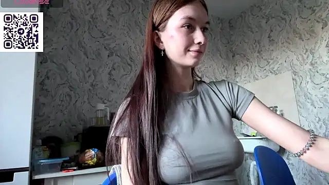HinaDesire online show from 06-30-26, 04:29