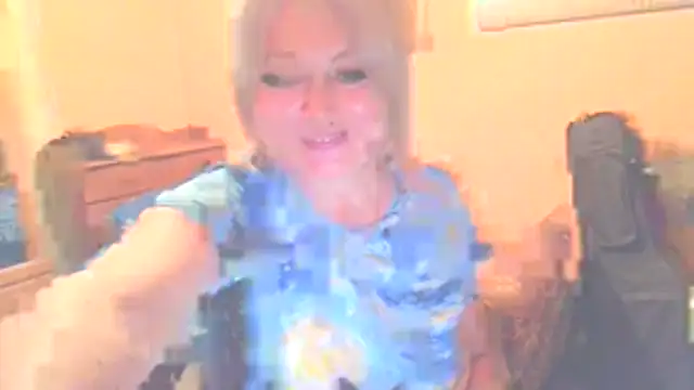 MollyyJoyy online show from 05-24-26, 07:58