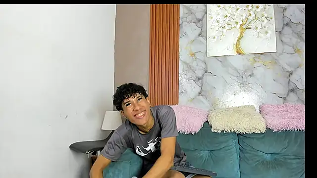 BOUL GUYS online show from 06-17-26, 01:27