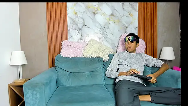 BOUL GUYS online show from 06-14-26, 01:24