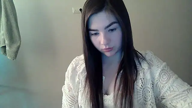 Kira711q online show from 05-07-26, 03:37