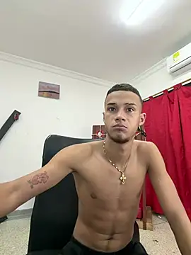 friends lust latin online show from 06-01-26, 07:02