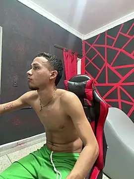 friends lust latin online show from 07-18-26, 09:23