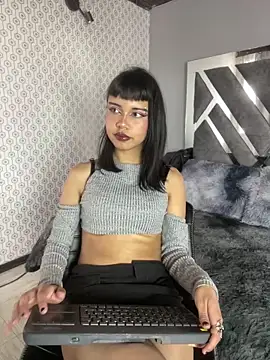 AntonellaCooper Pink online show from 05-12-26, 05:30