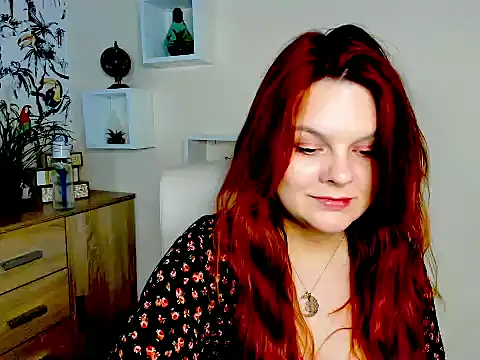 GingerKitten1 online show from 05-08-26, 05:55
