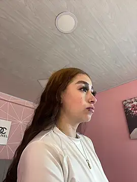 camil rayne online show from 06-25-26, 07:19